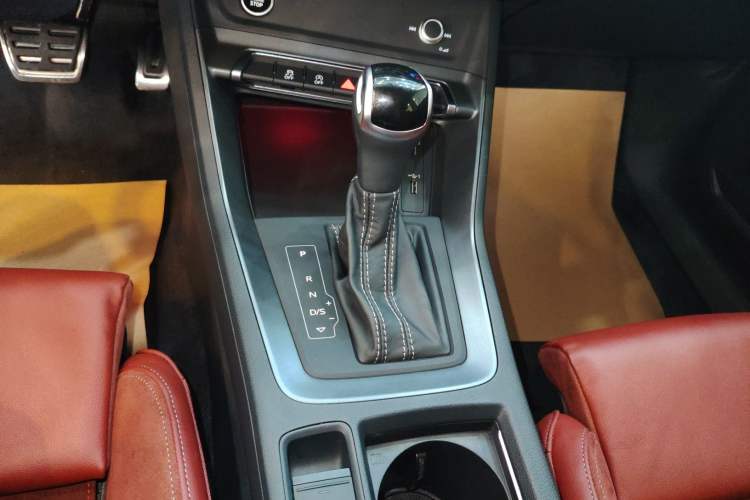 Used Audi Q3 Sportback 2021 40 TFSI Enjoy Life Edition Gear Lever