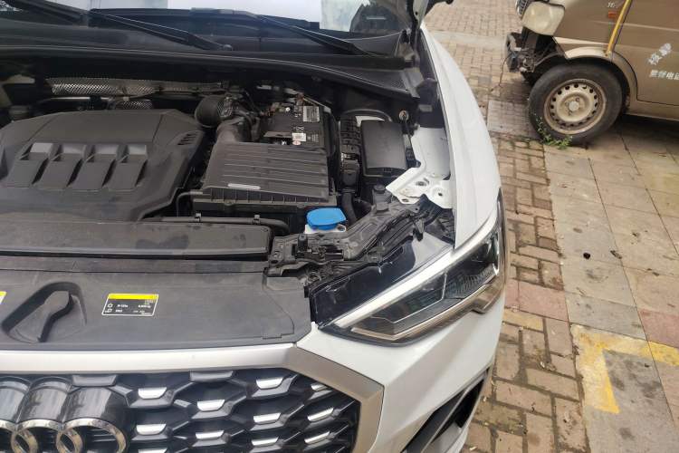 Used Audi Q3 Sportback 2021 40 TFSI Enjoy Life Edition Engine Bay Left