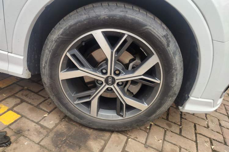 Used Audi Q3 Sportback 2021 40 TFSI Enjoy Life Edition Right Front Wheel Hub
