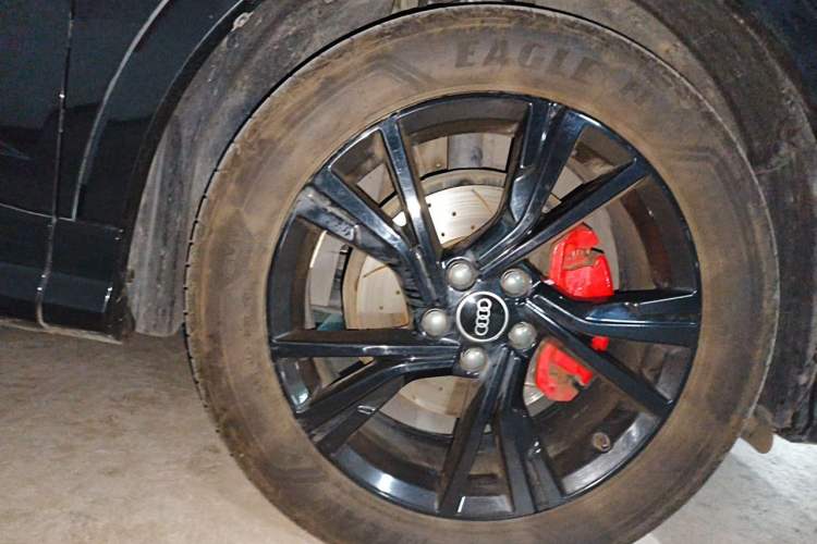 Used Audi Q3 Sportback 2022 40 TFSI Fashion Model Right Front Wheel Hub