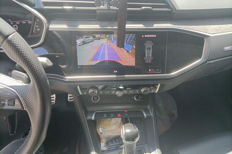 Used Audi Q3 Sportback 2022 40 TFSI Fashion Model Audio And AC Panel