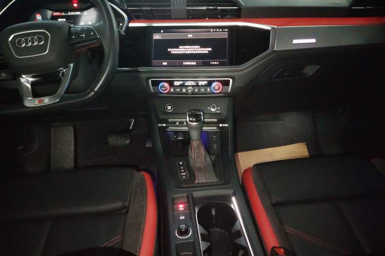 Used Audi Q3 Sportback 2022 40 TFSI Fashion Model Audio And AC Panel