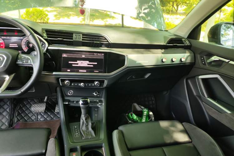 Used Audi Q3 Sportback 2022 40 TFSI Fashion Model Audio And AC Panel