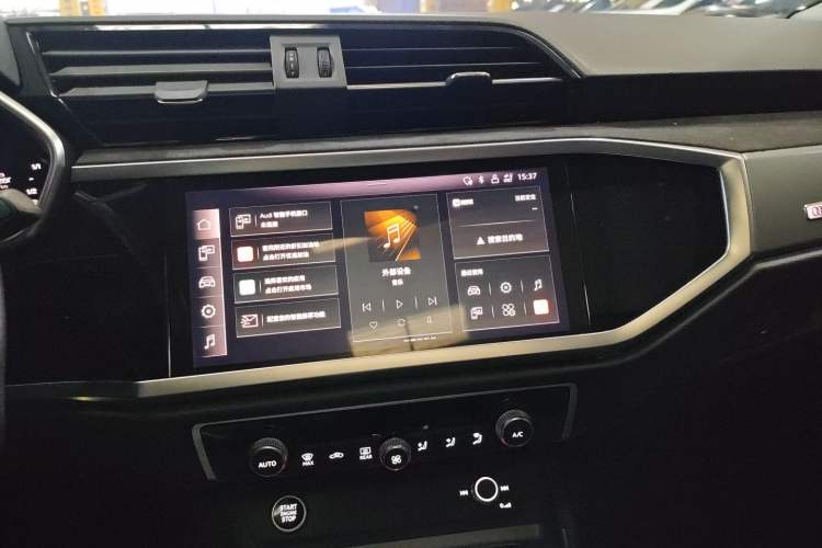 Used Audi Q3 Sportback 2022 40 TFSI Fashion Model Audio And AC Panel