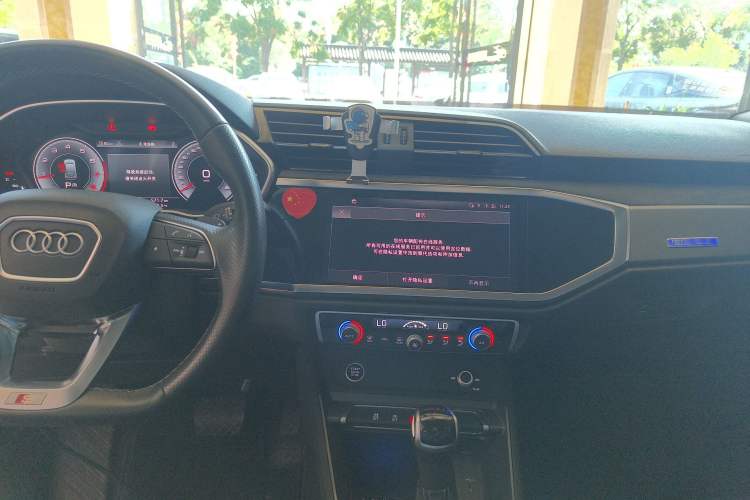 Used Audi Q3 Sportback 2022 40 TFSI Fashion Model Audio And AC Panel