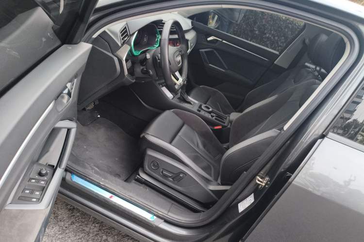 Used Audi Q3 Sportback 2022 40 TFSI Fashion Model Driver Seat