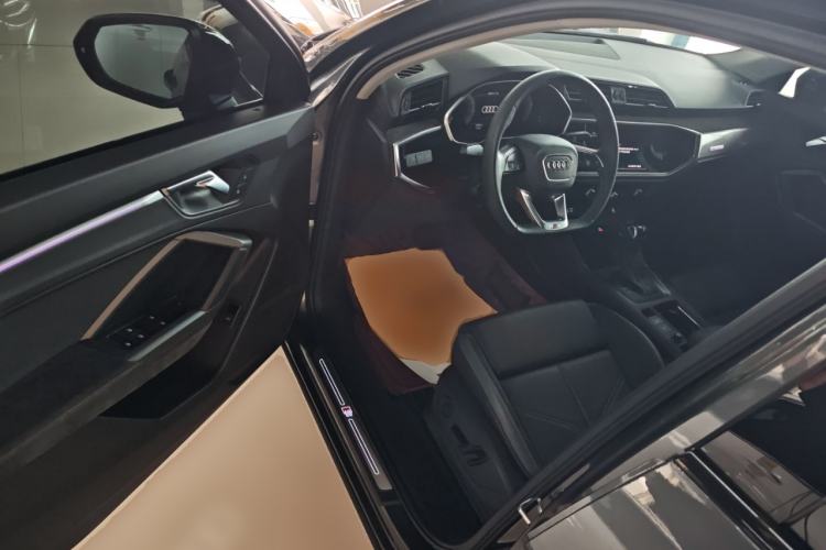 Used Audi Q3 Sportback 2022 40 TFSI Fashion Model Driver Seat