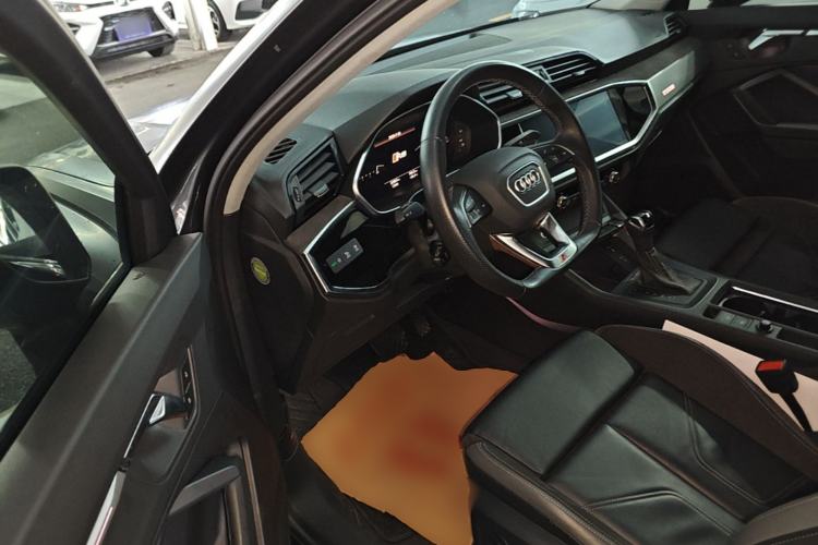 Used Audi Q3 Sportback 2022 40 TFSI Fashion Model Driver Seat