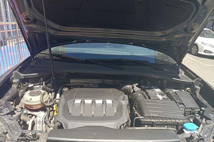 Used Audi Q3 Sportback 2022 40 TFSI Fashion Model Engine Bay