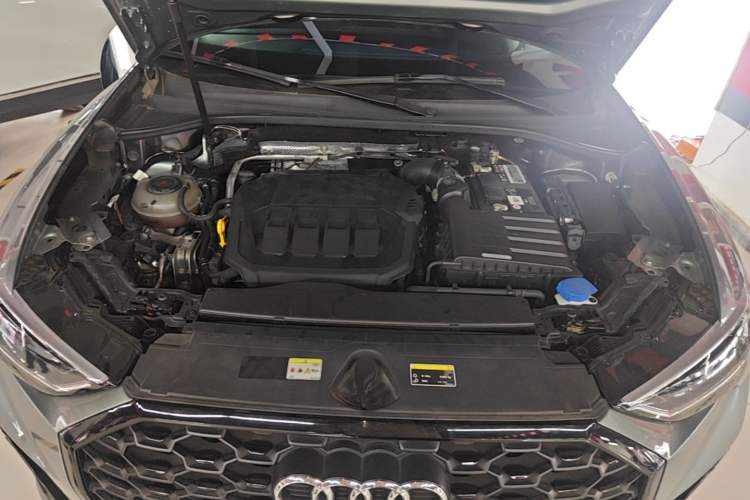 Used Audi Q3 Sportback 2022 40 TFSI Fashion Model Engine Bay