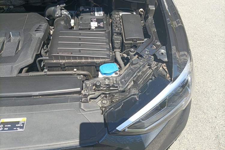 Used Audi Q3 Sportback 2022 40 TFSI Fashion Model Engine Bay Left