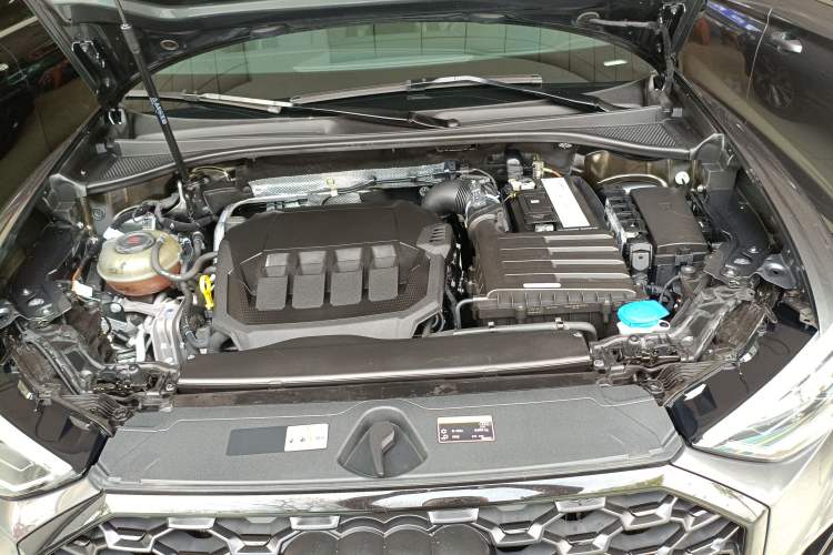 Used Audi Q3 Sportback 2022 40 TFSI Fashion Model Engine Bay