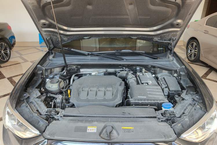 Used Audi Q3 Sportback 2022 40 TFSI Fashion Model Engine Bay