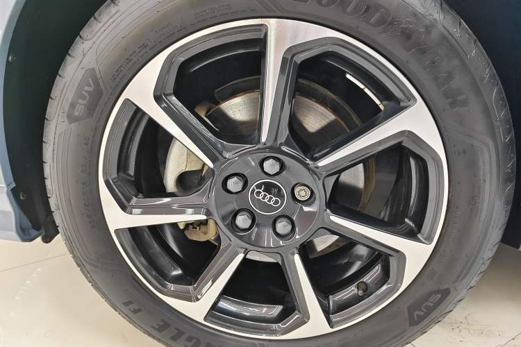 Used Audi Q3 Sportback 2022 40 TFSI RS Package Performance Model Exterior 5