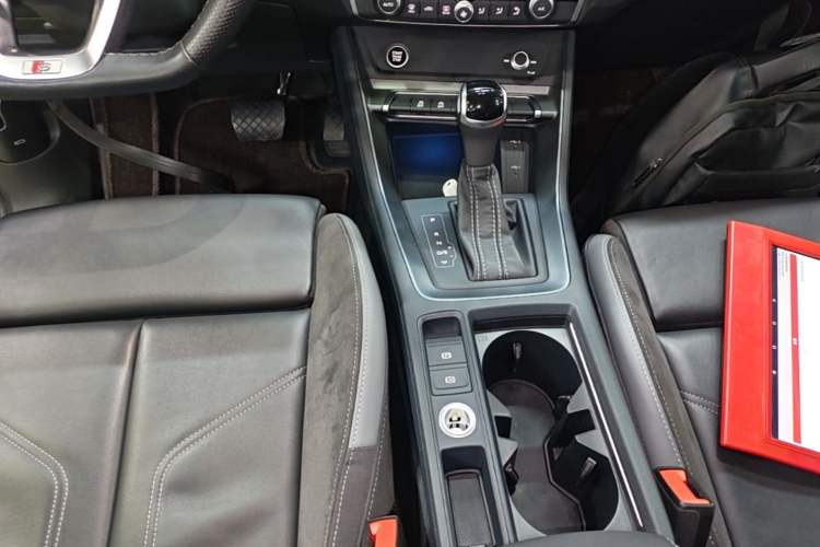 Used Audi Q3 Sportback 2022 40 TFSI Fashion Model Gear Lever
