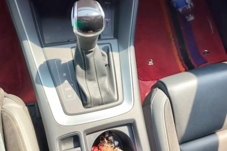 Used Audi Q3 Sportback 2022 40 TFSI Fashion Model Gear Lever