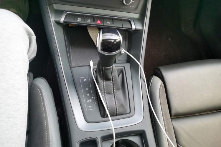 Used Audi Q3 Sportback 2022 40 TFSI Fashion Model Gear Lever