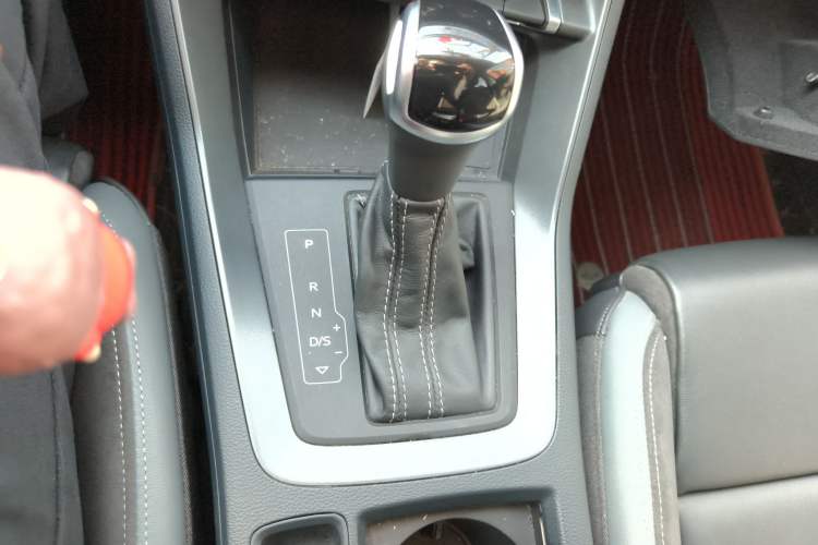 Used Audi Q3 Sportback 2022 40 TFSI Fashion Model Gear Lever