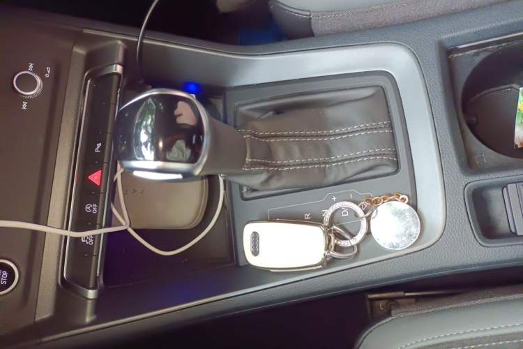 Used Audi Q3 Sportback 2022 40 TFSI Fashion Model Gear Lever