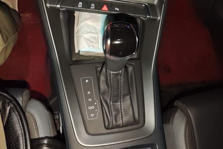 Used Audi Q3 Sportback 2022 40 TFSI Fashion Model Gear Lever