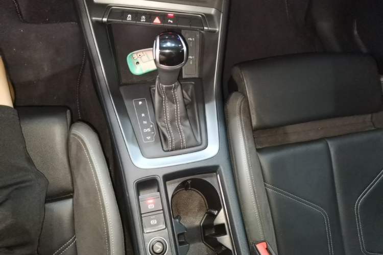 Used Audi Q3 Sportback 2022 35 TFSI Ambition Edition Gear Lever