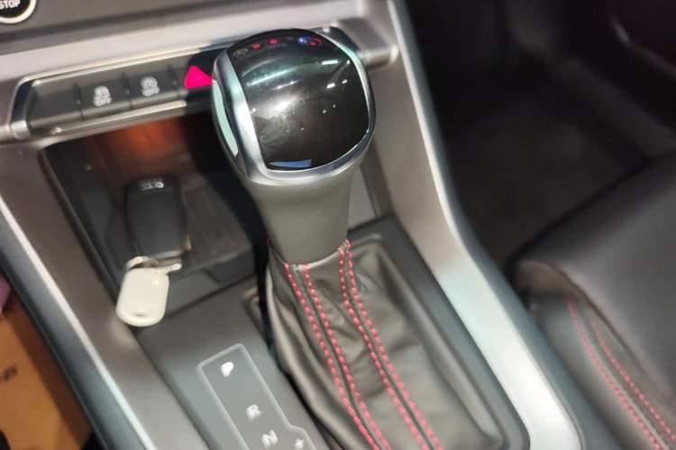Used Audi Q3 Sportback 2022 40 TFSI RS Package Performance Model Gear Lever