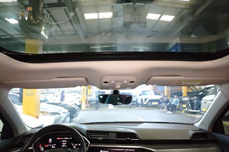 Used Audi Q3 Sportback 2022 40 TFSI Fashion Model Headliner