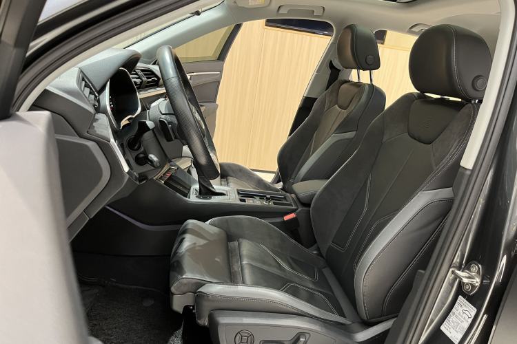 Used Audi Q3 Sportback 2022 40 TFSI Fashion Model Interior 4