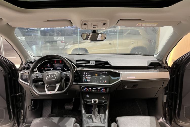 Used Audi Q3 Sportback 2022 40 TFSI Fashion Model Interior 6