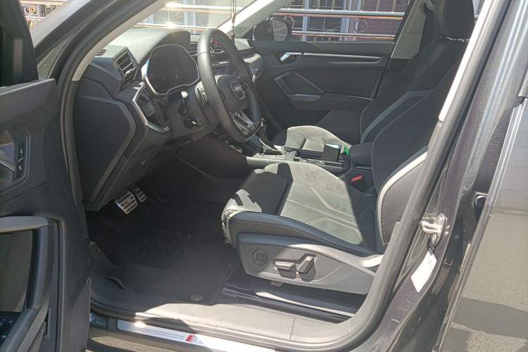 Used Audi Q3 Sportback 2022 40 TFSI Fashion Model Left Front Seat