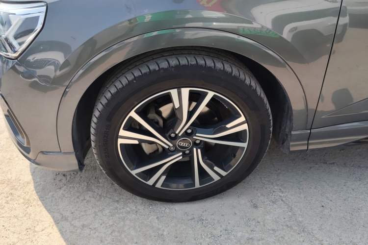 Used Audi Q3 Sportback 2022 40 TFSI Fashion Model Left Front Wheel Hub