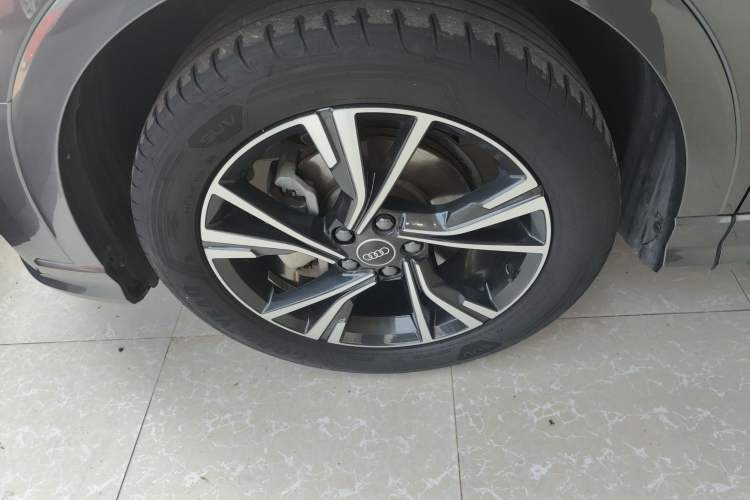 Used Audi Q3 Sportback 2022 40 TFSI Fashion Model Left Front Wheel Hub