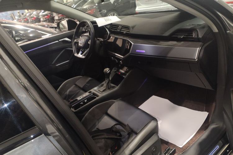 Used Audi Q3 Sportback 2022 45 TFSI quattro Fashion Edition Right Front Seat