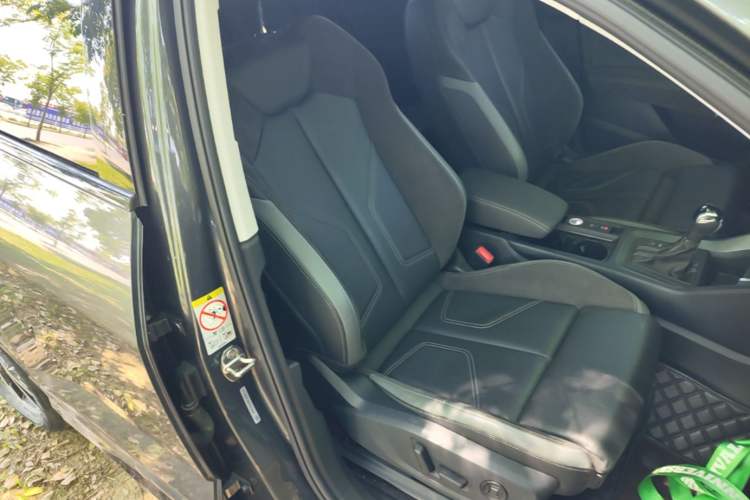 Used Audi Q3 Sportback 2022 40 TFSI Fashion Model Right Front Seat