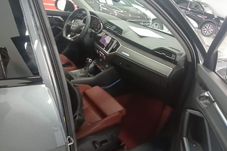 Used Audi Q3 Sportback 2022 40 TFSI Fashion Model Right Front Seat