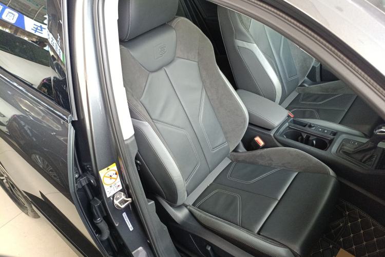 Used Audi Q3 Sportback 2022 40 TFSI Fashion Model Right Front Seat