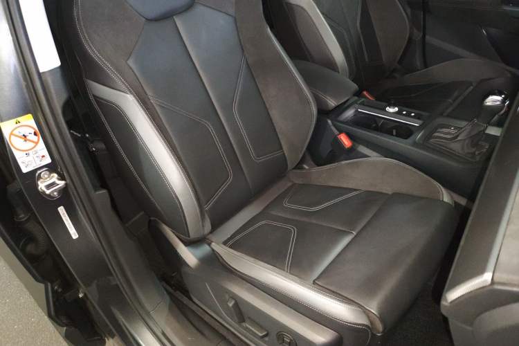 Used Audi Q3 Sportback 2022 40 TFSI Fashion Model Right Front Seat