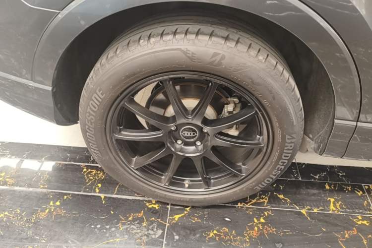 Used Audi Q3 Sportback 2022 40 TFSI Fashion Model Right Rear Wheel Hub