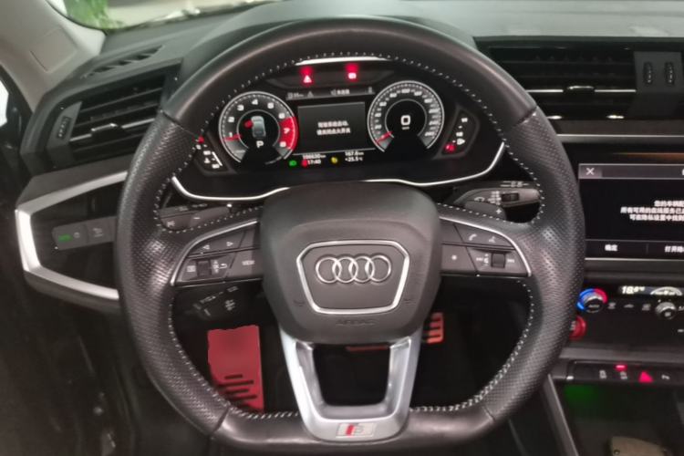 Used Audi Q3 Sportback 2022 40 TFSI Fashion Model Steering Wheel