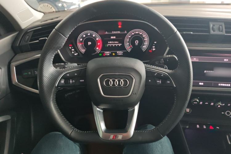 Used Audi Q3 Sportback 2022 40 TFSI Fashion Model Steering Wheel