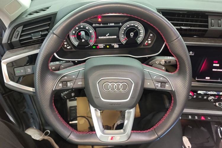 Used Audi Q3 Sportback 2022 40 TFSI RS Package Performance Model Steering Wheel