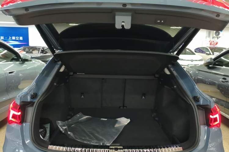 Used Audi Q3 Sportback 2022 40 TFSI RS Package Performance Model Trunk