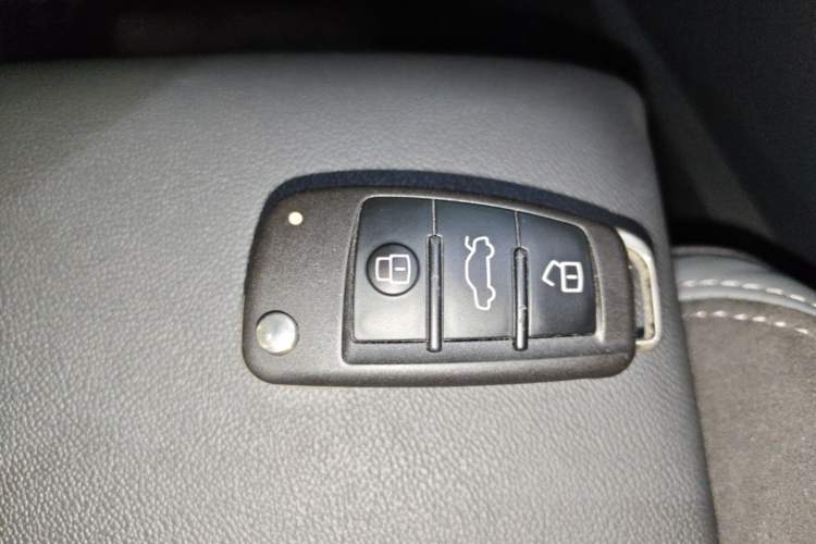 Used Audi Q3 Sportback 2022 40 TFSI Fashion Model Vehicle Key
