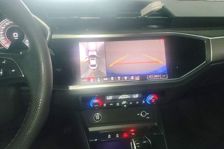 Used Audi Q3 Sportback 2022 40 TFSI Fashion Model Audio And AC Panel