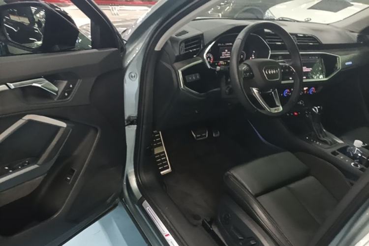 Used Audi Q3 Sportback 2022 45 TFSI quattro Fashion Edition Driver Seat
