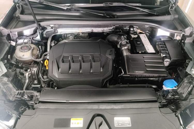 Used Audi Q3 Sportback 2022 40 TFSI Fashion Model Engine Bay