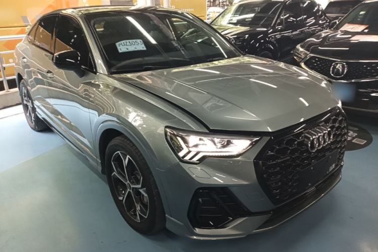 Used Audi Q3 Sportback 2022 45 TFSI quattro Fashion Edition Front Right 45 Deg
