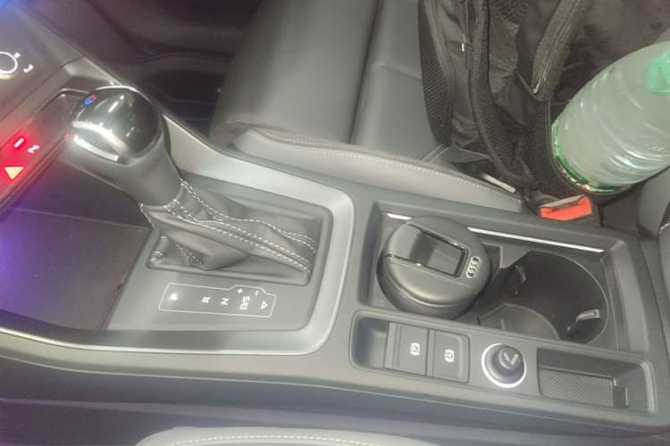 Used Audi Q3 Sportback 2022 40 TFSI Fashion Model Gear Lever
