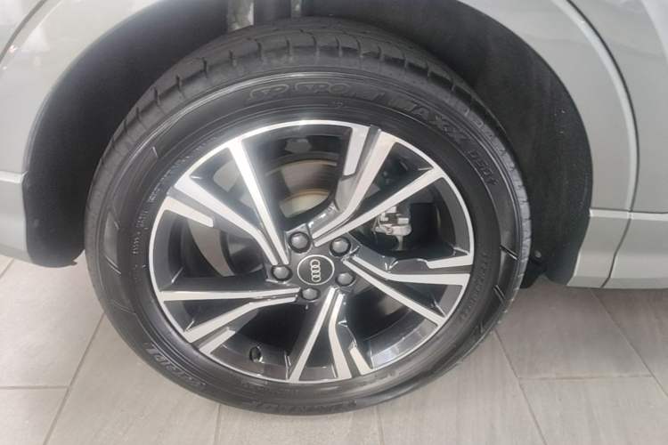 Used Audi Q3 Sportback 2022 40 TFSI Fashion Model Right Rear Wheel Hub