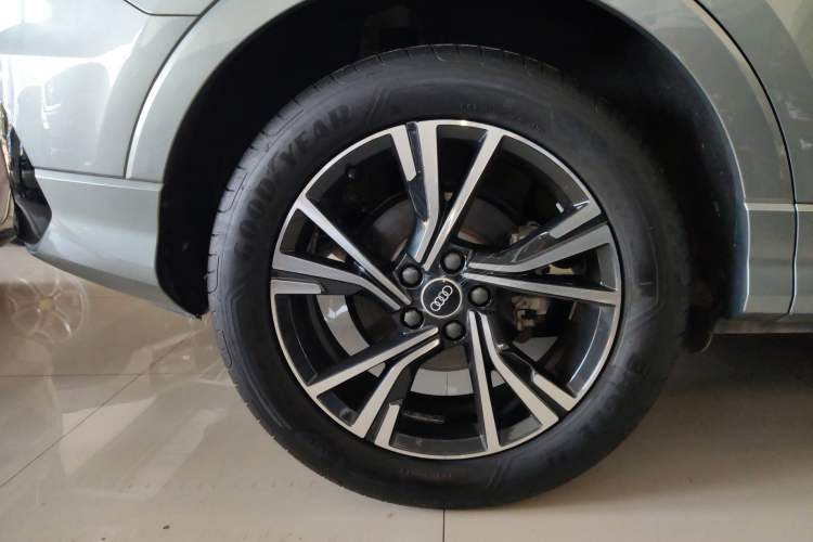 Used Audi Q3 Sportback 2022 40 TFSI Fashion Model Right Rear Wheel Hub